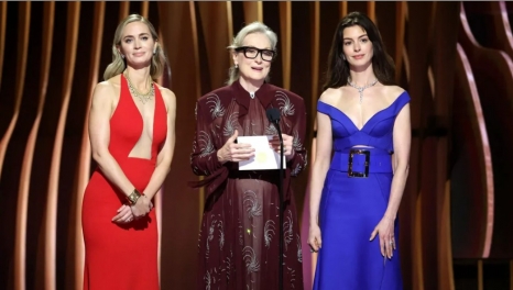 رغم مرور 20 عاماً.. كيف حافظت نجمات The Devil Wears Prada على إشراقة تتحدى الزمن